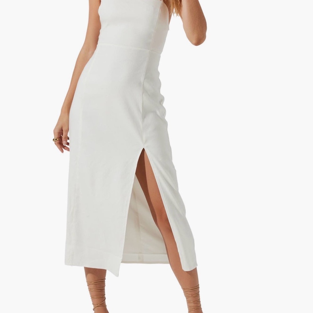 ASTR the Label Brayden Strappy Back Linen Blend Dress